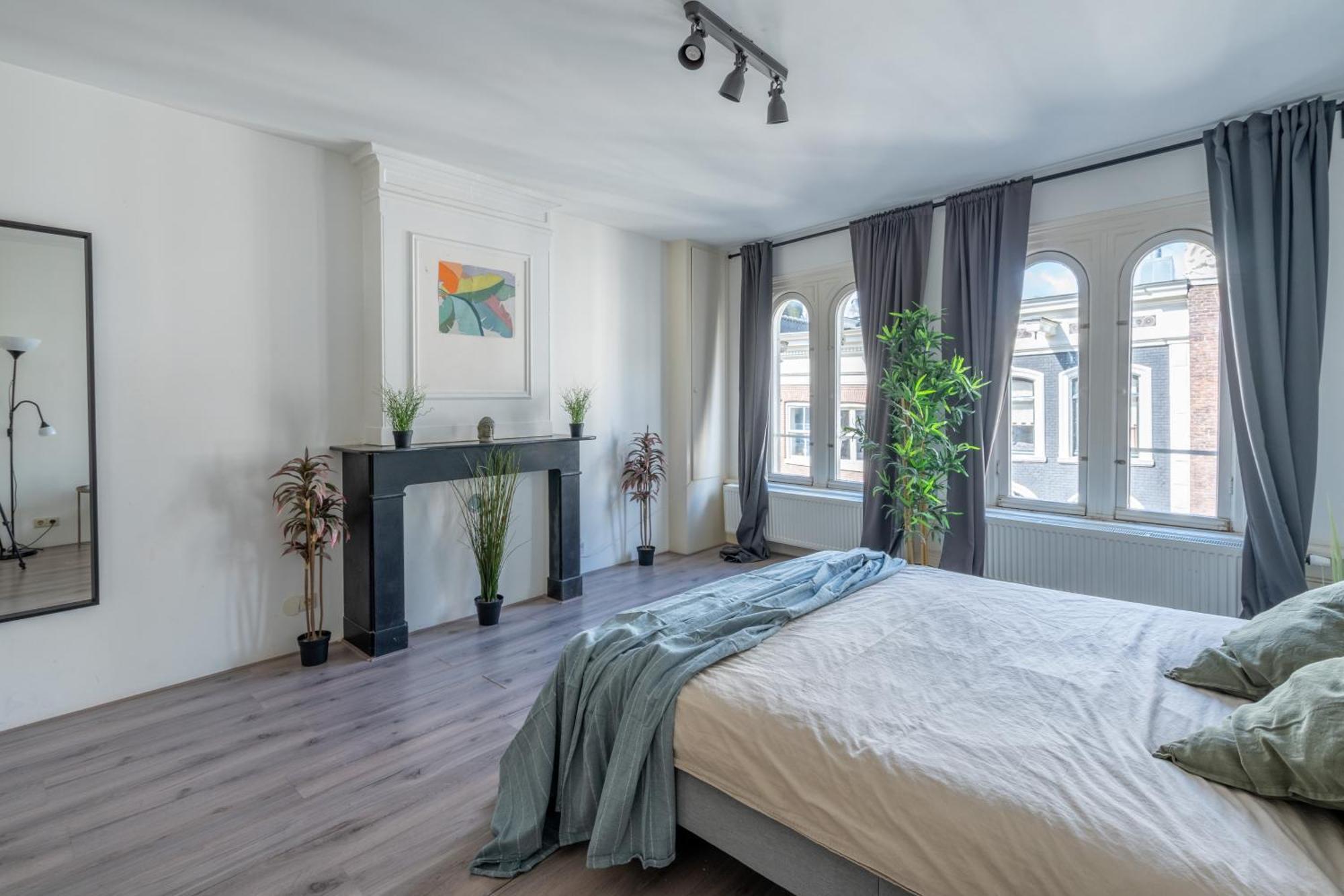ホテル Penthouse Amsterdam Dam Square エクステリア 写真